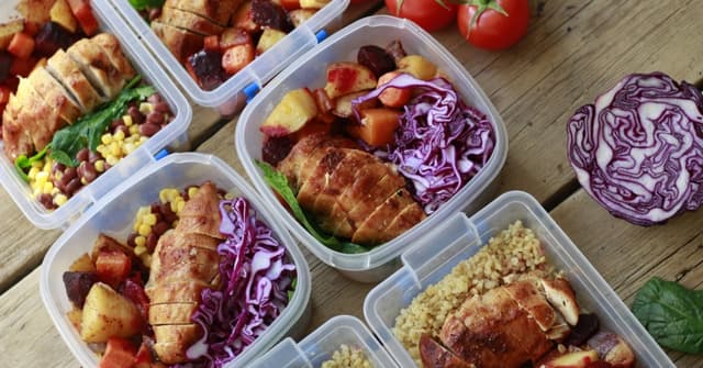 The Rise of Meal Prep Services and Healthy Eating Habits in the UK
