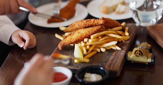Exploring sides and drinks that pair well with Fish and Chips and why they work so well together!