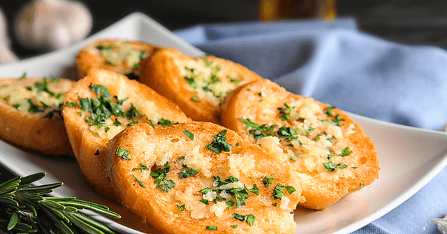  Why garlic bread should be your go-to comfort food 