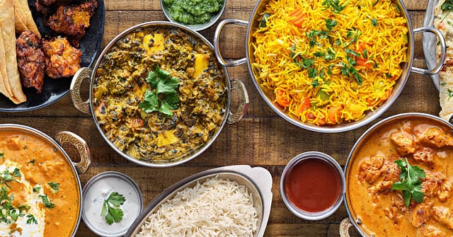 Lunchtime blues? Curry up with delicious Indian food delivery! 