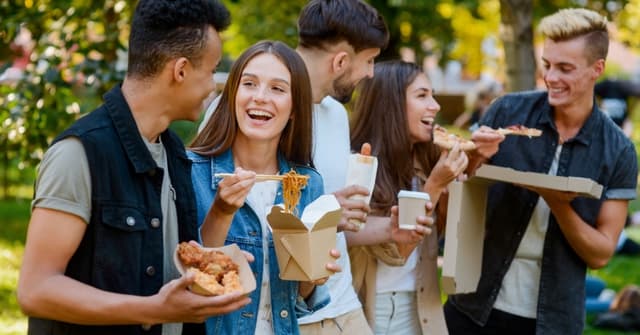 Best Restaurants and Takeaways in Liverpool to Hang Out with Friends